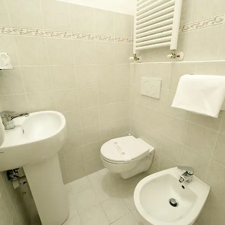 Hotel Gardenia 2*
